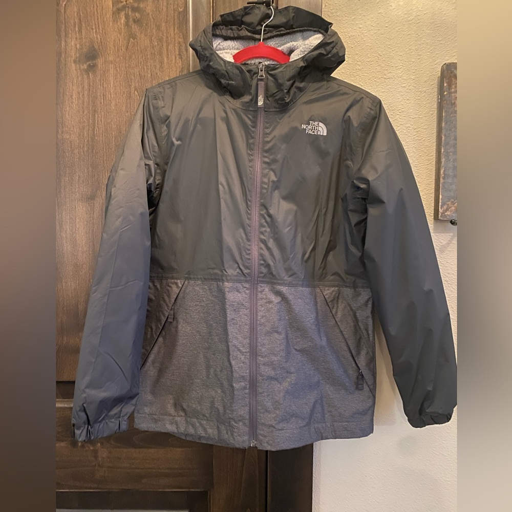 Boys XL Northface jacket. New without tags.